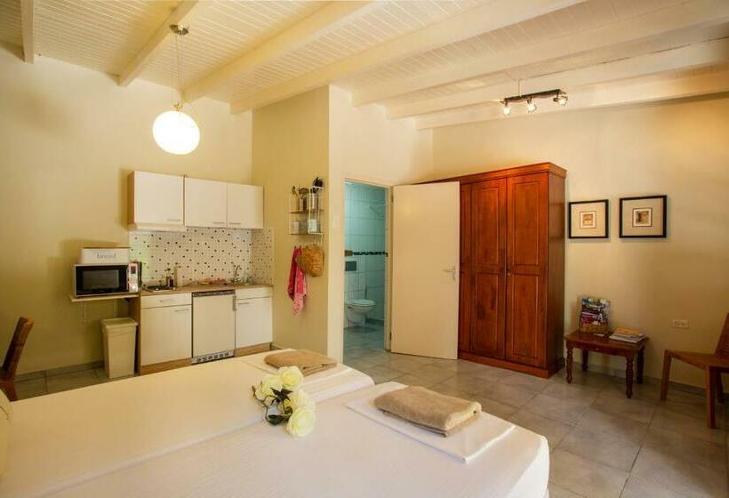 خانه 1 خوابه, B&b Sombre Di Kabana