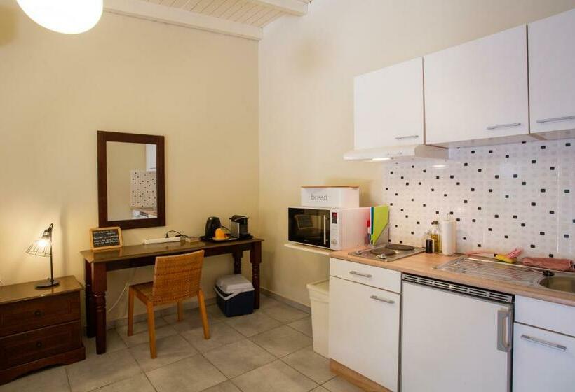 خانه 1 خوابه, B&b Sombre Di Kabana