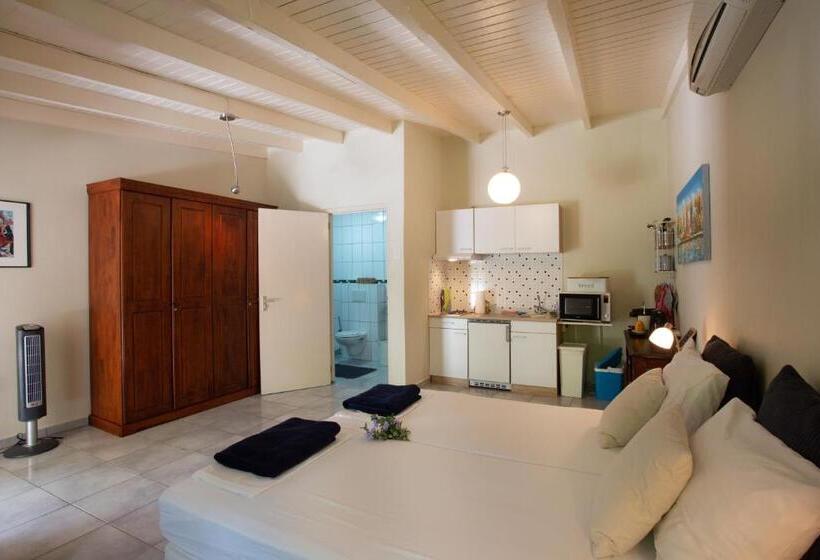 کابین, B&b Sombre Di Kabana