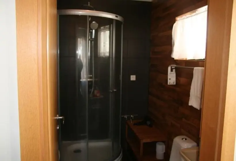 اتاق استاندارد با سرویس بهداشتی مشترک, Guesthouse Dalbaer