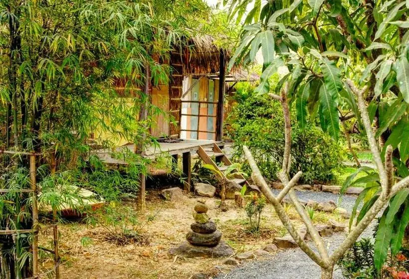 بانگلوی استاندارد, Kampot Cabana