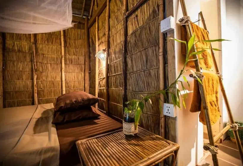 بانگلوی استاندارد, Kampot Cabana