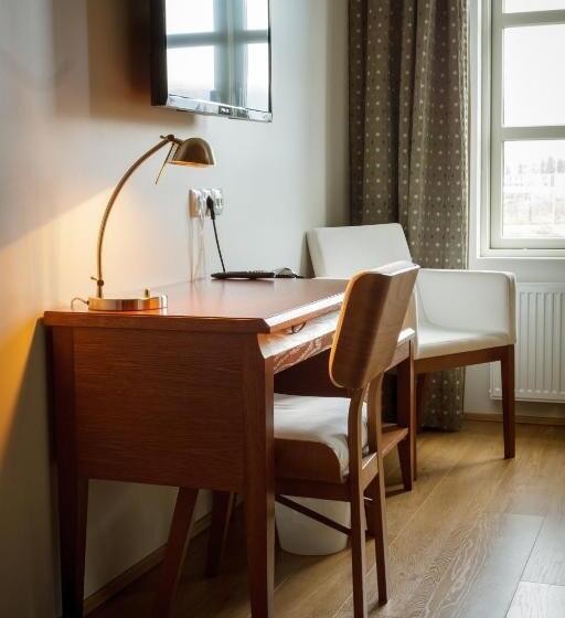 اتاق استاندارد با چشمانداز, Gistihúsið Lake Hotel Egilsstadir