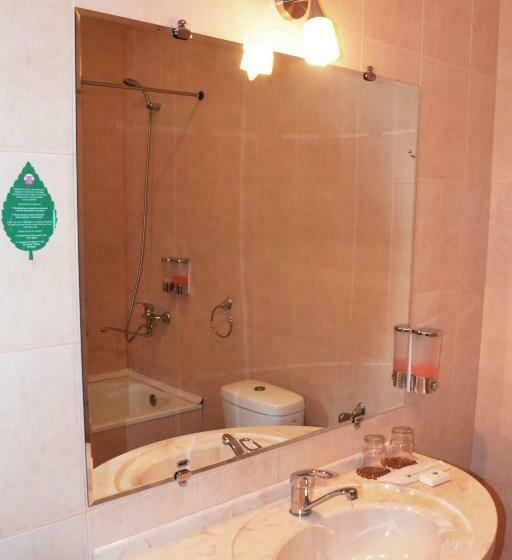 Chambre Standard, Asia