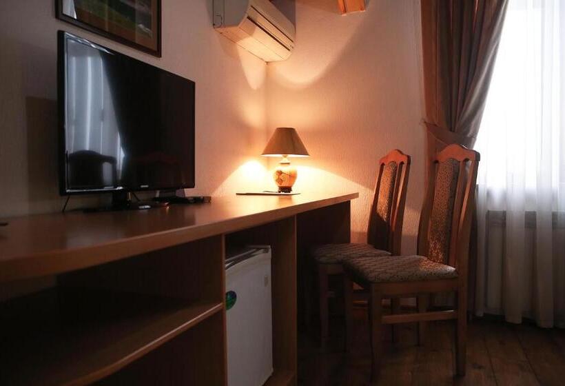 Chambre Standard Individuelle, Asia