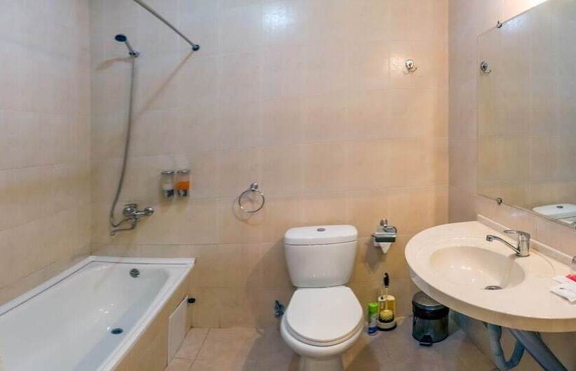 Chambre Standard Individuelle, Asia