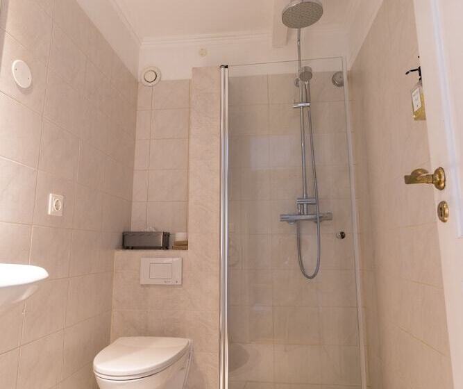 اتاق استاندارد یک نفره, Gistihúsið Lake Hotel Egilsstadir