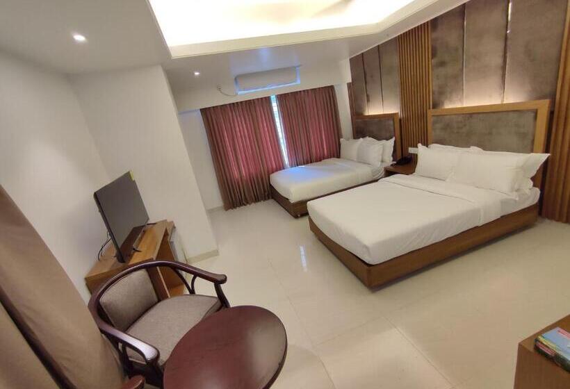 4인용 수피리어 룸, Holy Gate