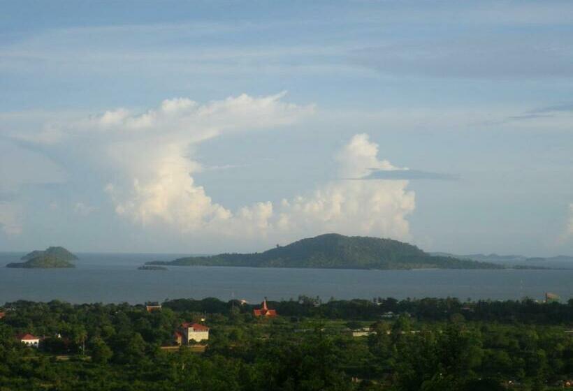 اتاق لوکس, Kep Guesthouse