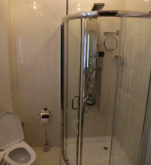 اتاق استاندارد یک نفره, Luxe Lankaran