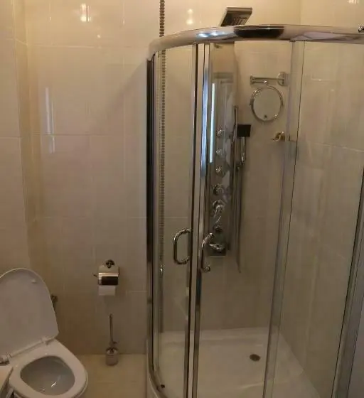 سوییت جونیور, Luxe Lankaran