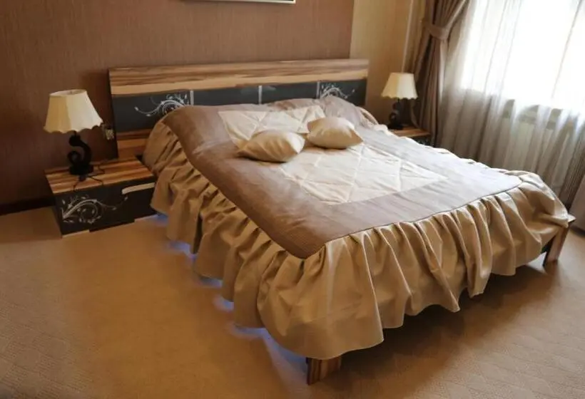 سوییت, Luxe Lankaran