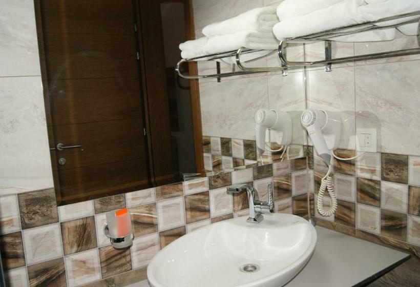 اتاق استاندارد, Prizreni