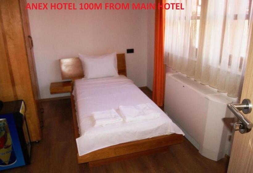 اتاق استاندارد یک نفره, Prizreni