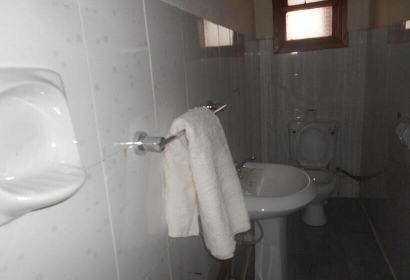 اتاق استاندارد با چشم‌انداز دریاچه, Riversand Hotel With Lake Views,accra Street,kisumu,kenya