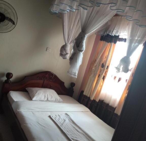 Standard studio with lake view, Riversand Hotel With Lake Views,accra Street,kisumu,kenya