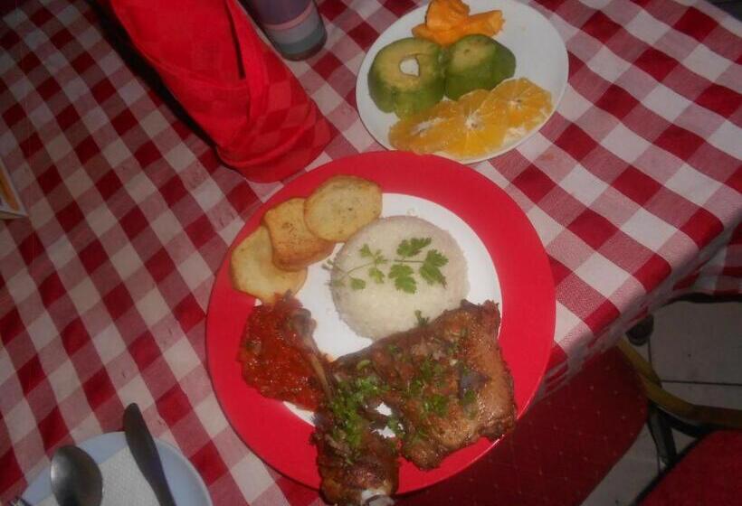 Standardrum Sjöutsikt, Riversand Hotel With Lake Views,accra Street,kisumu,kenya