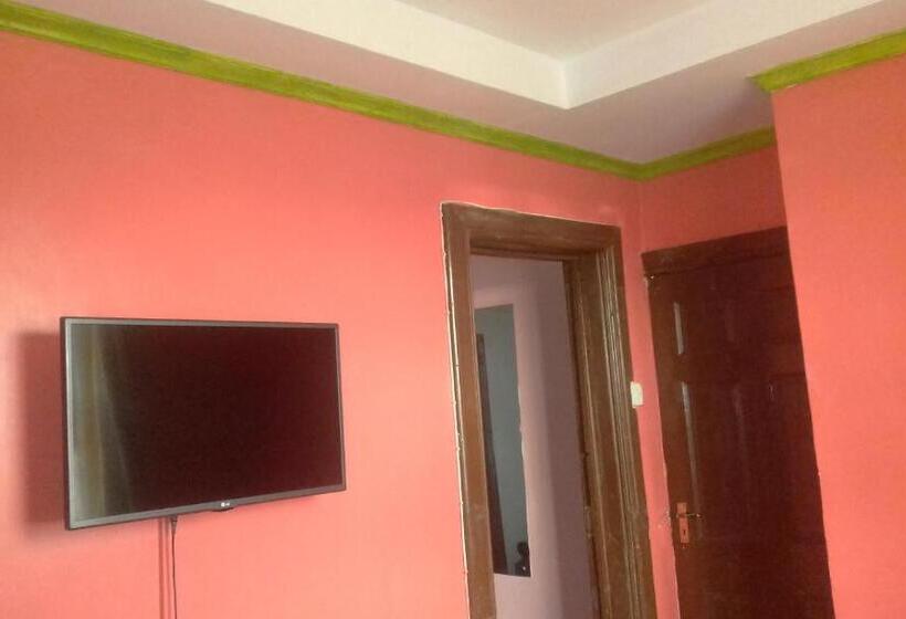 Standard studio with lake view, Riversand Hotel With Lake Views,accra Street,kisumu,kenya