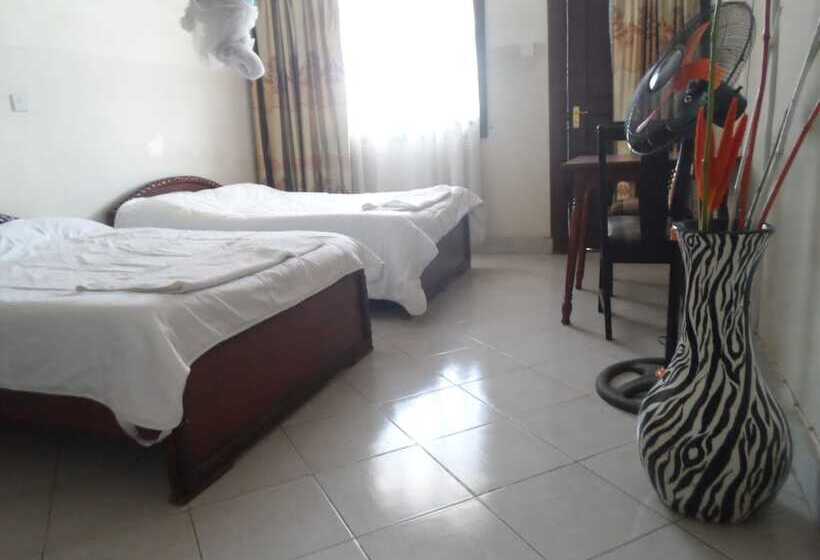 Standardrum, Riversand Hotel With Lake Views,accra Street,kisumu,kenya