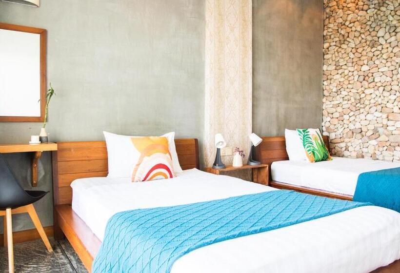 غرفة سوبيريور مطلّة علي البحر, Saravoan Kep