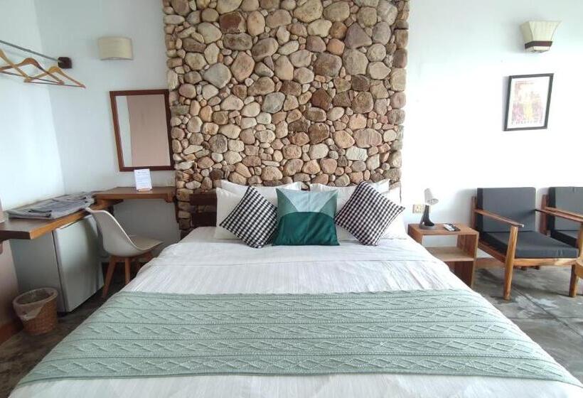 غرفة ديلوكس, Saravoan Kep