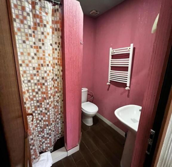 اتاق اکونومی, Villa Kars