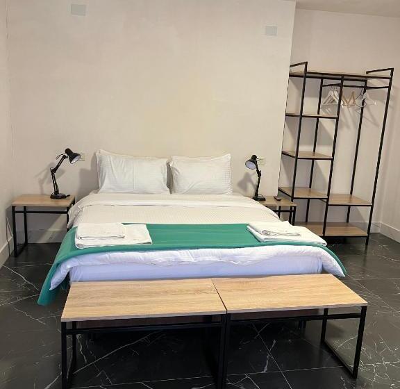 اتاق سوپریور سه تخته, Villa Kars