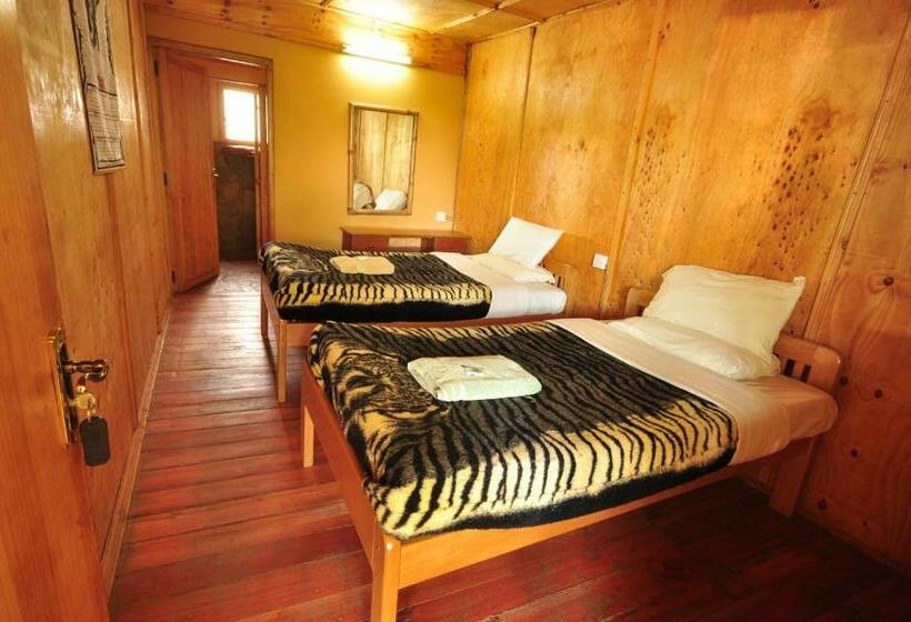 اتاق اکونومی, Naiberi River Campsite & Resort