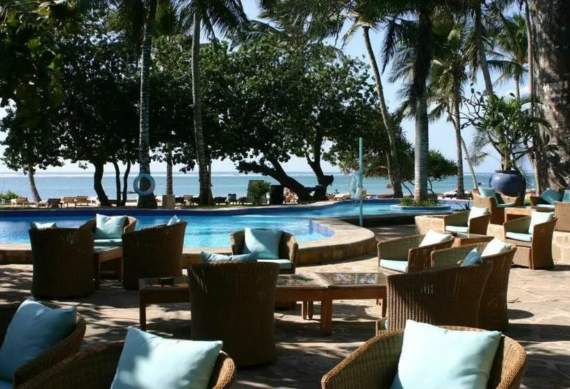 اتاق لوکس با چشمانداز دریا, Ocean Village Club