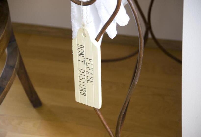 اتاق لوکس سه تخته, Skógá By Ej Hotels