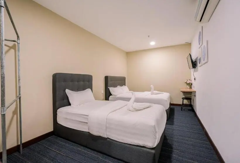 اتاق ساده سه‌ نفره, 3c Hotel Setia Walk Puchong