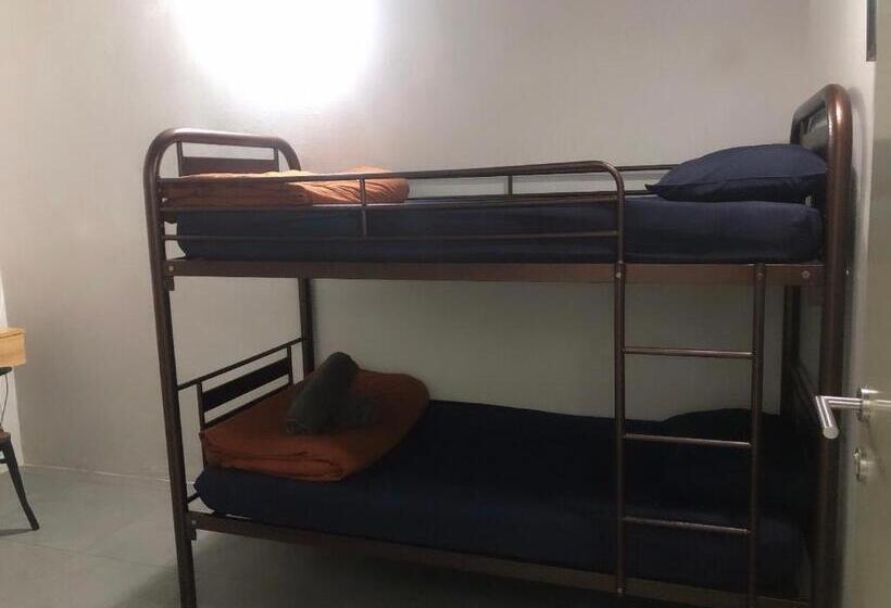 ベーシックルーム, Bricks Cameron Hostel