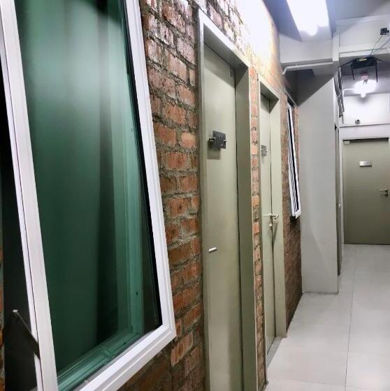 ベーシックルーム, Bricks Cameron Hostel