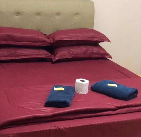 غرفة قياسية ثلاثية, Dtahan Motel Taman Negara