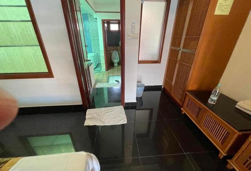 منزل غرفة نوم واحدة, Glory Beach Resort Port Dickson Negeri Sembilan