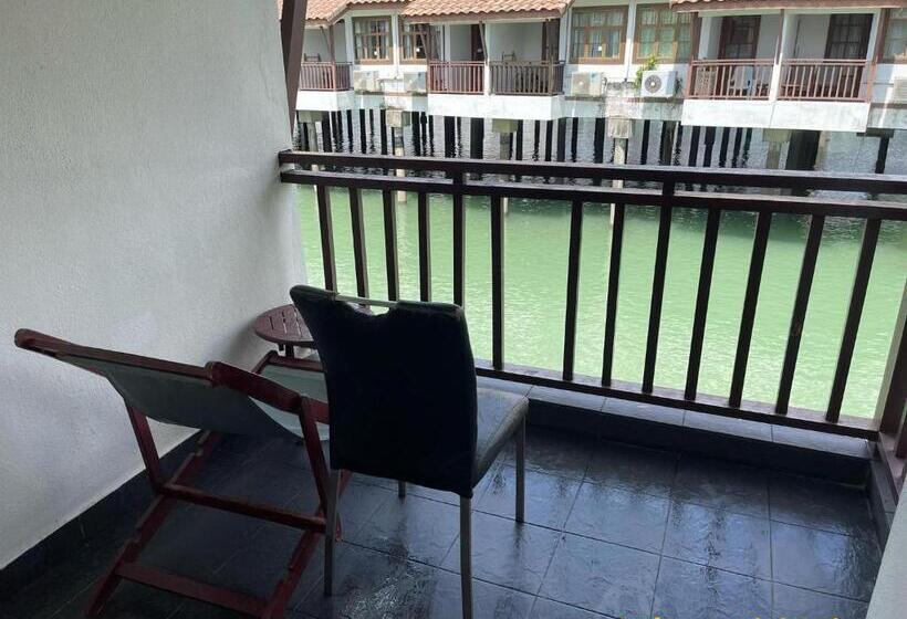 منزل غرفة نوم واحدة, Glory Beach Resort Port Dickson Negeri Sembilan