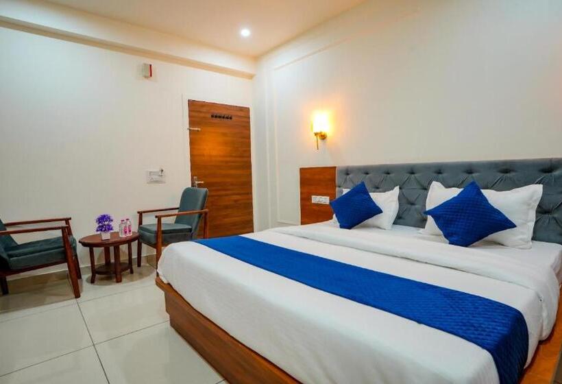 수피리어 룸, Kishna Empire