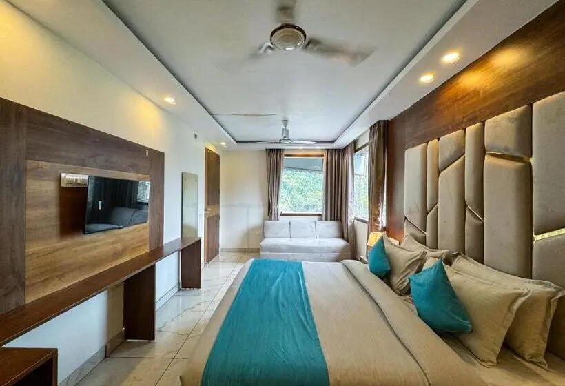 Superior-huone, Rishikesh Residency By Euphoric Near Neer Waterfall