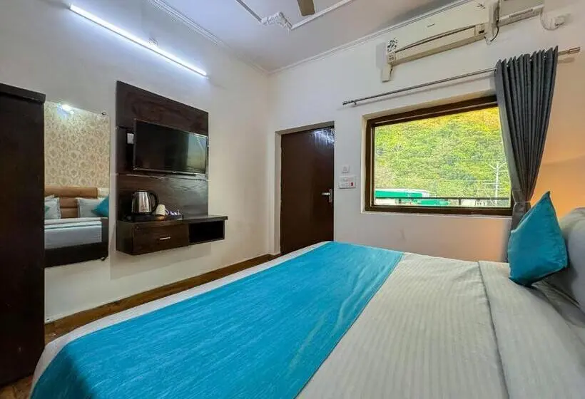 Deluxe-huone, Rishikesh Residency By Euphoric Near Neer Waterfall