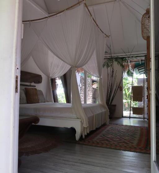 סוויטה נוף לבריכה, Thrive A Liv Life