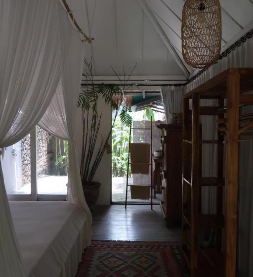 סוויטה נוף לבריכה, Thrive A Liv Life