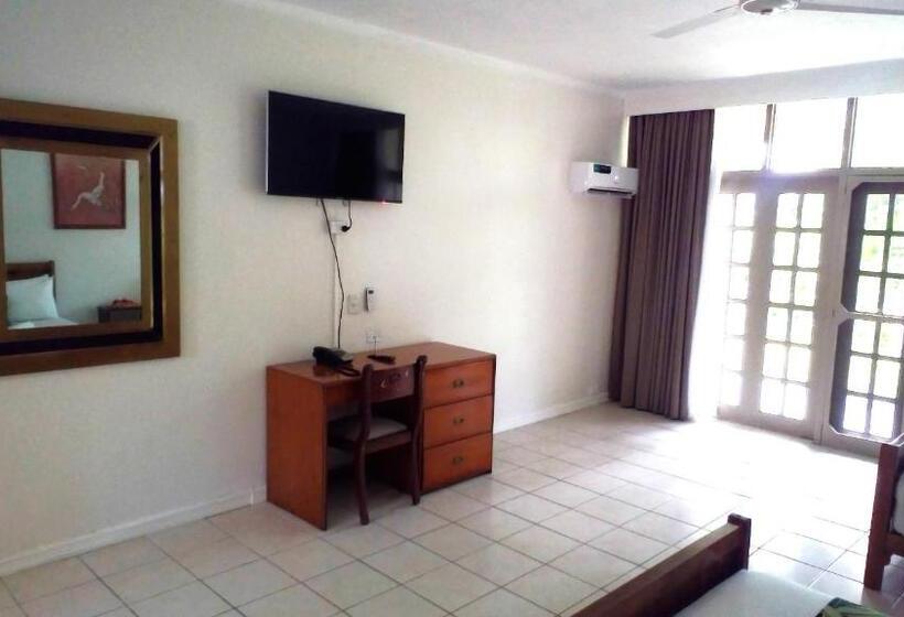 豪华套房, Yatu Lau Lagoon Resort Fiji