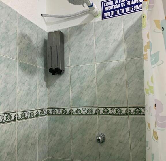 اتاق لوکس, Casa De Huespedes Milena