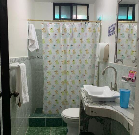 اتاق لوکس, Casa De Huespedes Milena