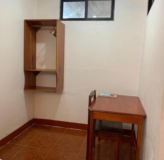 اتاق لوکس, Casa De Huespedes Milena