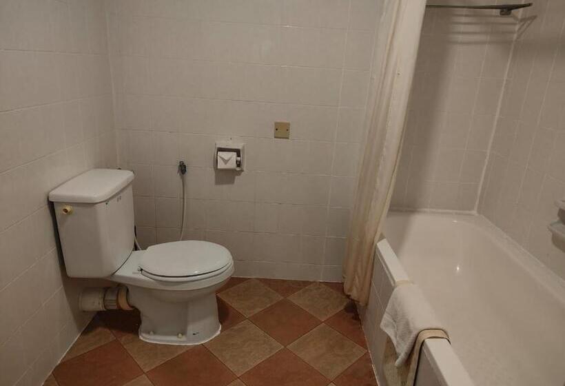 סוויטה, Seaview Deluxe@rainbow Paradise Tg Bungah 4pax