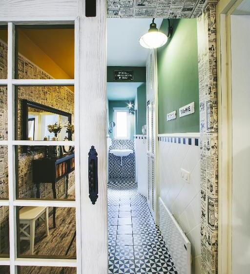 バスルーム共有のトリプルスタンダード, 5 Vintage Guest House