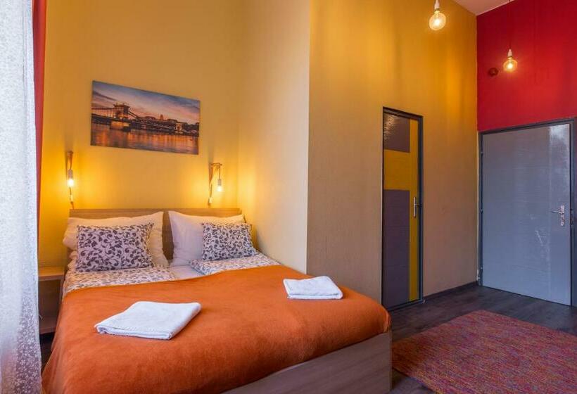 اتاق استاندارد, Goodmo House   Hostel