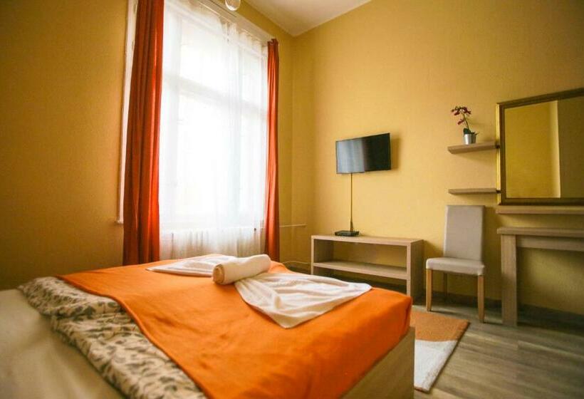 اتاق استاندارد, Goodmo House   Hostel