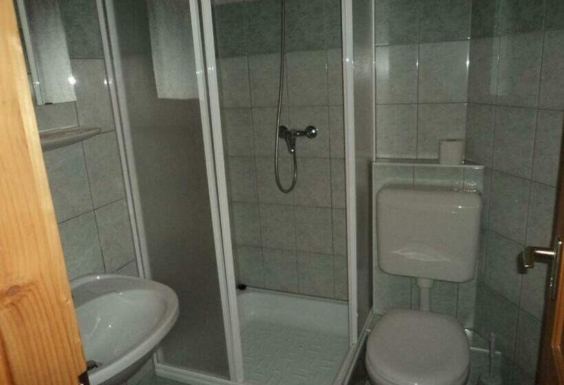 标准间带阳台, Erika Pension